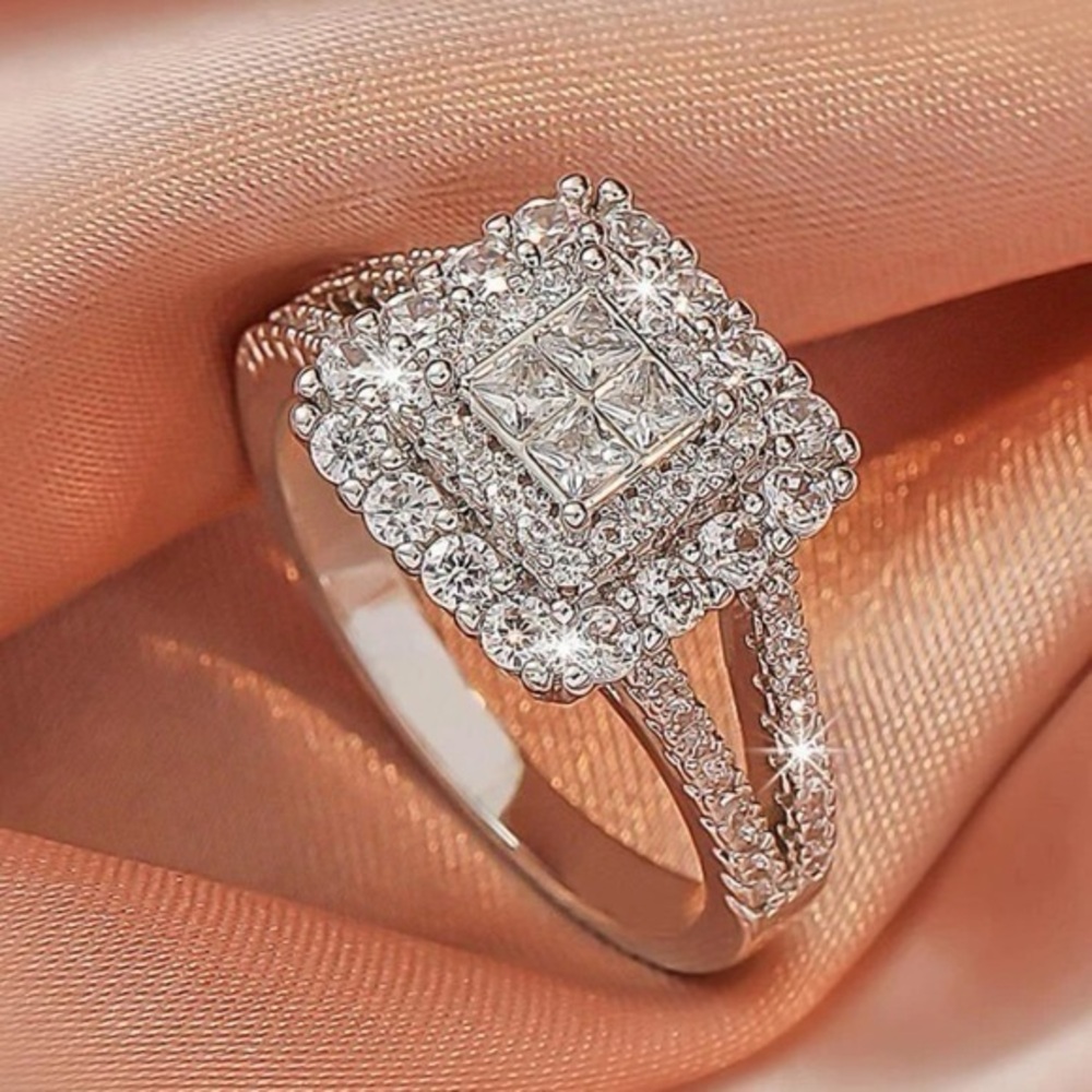 Silver CZ Ring